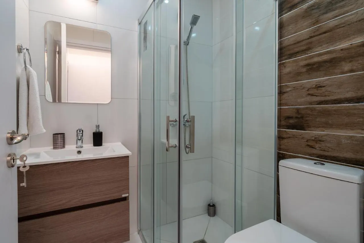 Bianca 2-Bedroom Apartment In Larnaca Chipre